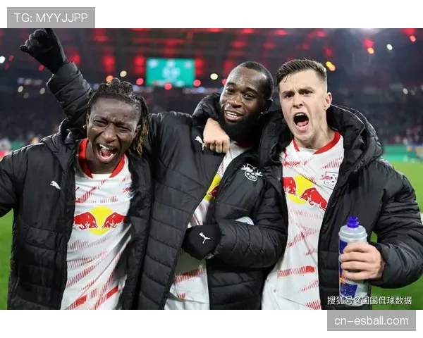 德甲焦点战莱比锡红牛主场全力争冠汉堡客场死守保级生死战